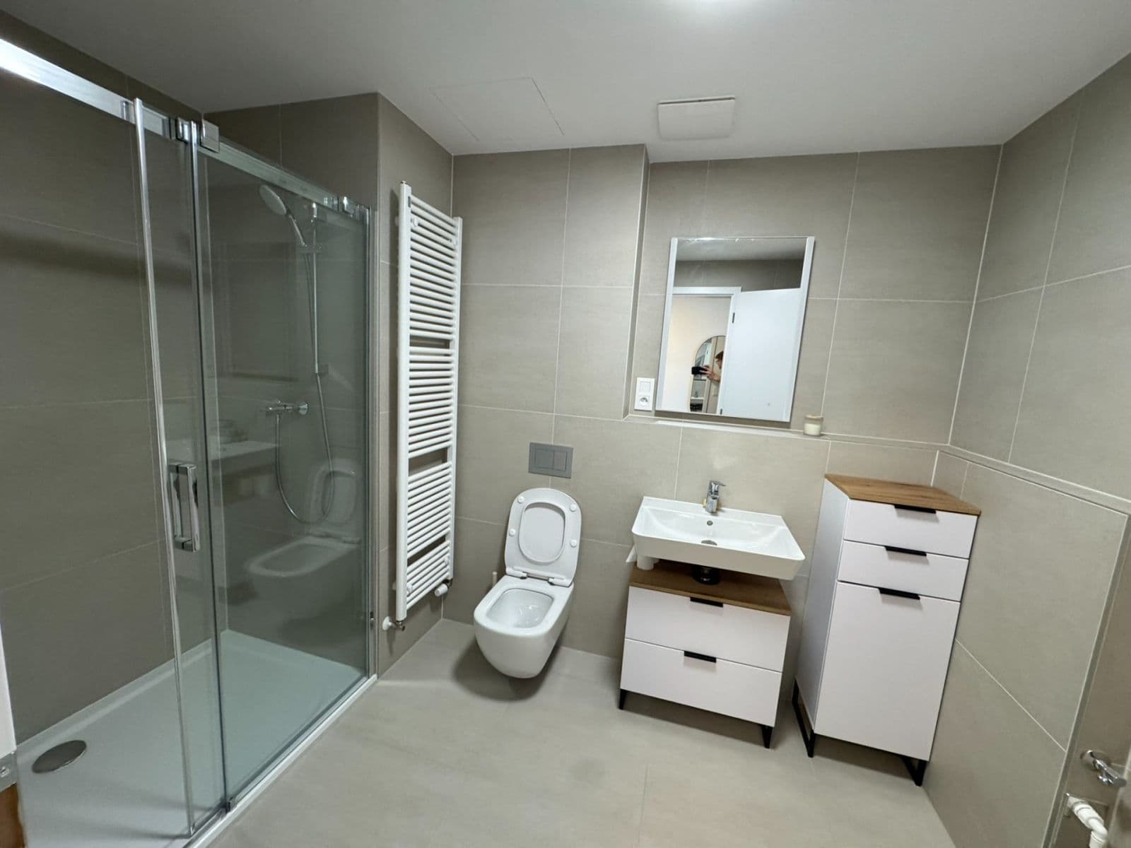 Prenájom bytu 2-izbový 53 m², Za Pískovnou, Praha, Praha Prenájom bytu 2-izbový 53 m², Za Pískovnou, Praha, Praha