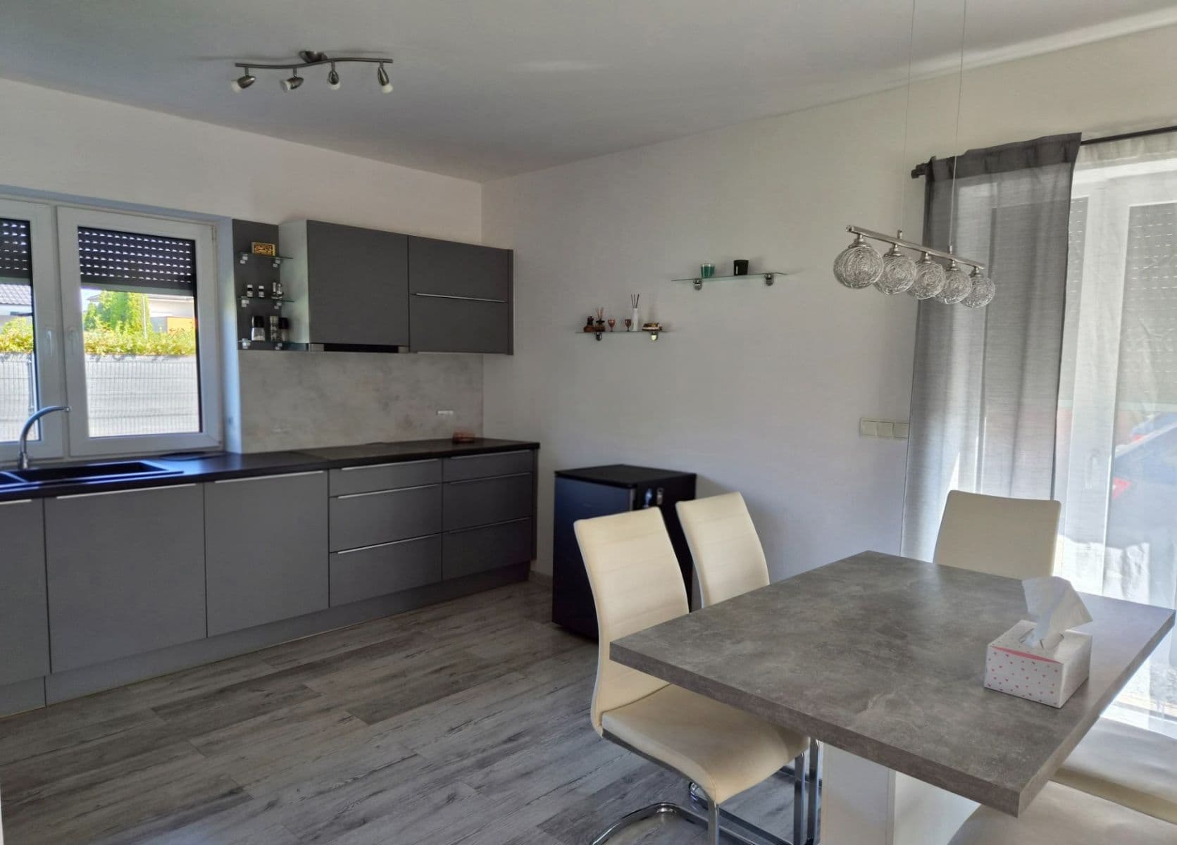 Prenájom domu 110 m², pozemok 798 m², Jedlová, Čakovičky, Středočeský kraj Prenájom domu 110 m², pozemok 798 m², Jedlová, Čakovičky, Středočeský kraj