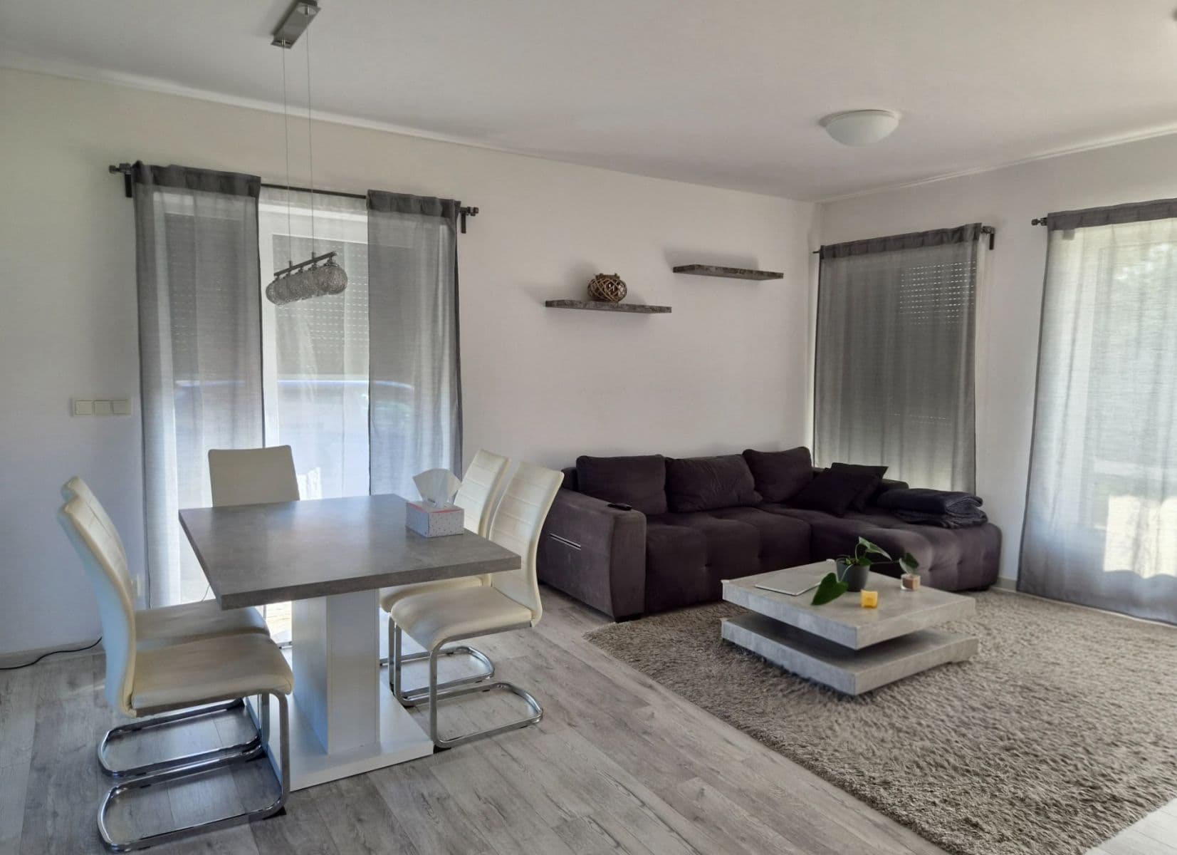 Prenájom domu 110 m², pozemok 798 m², Jedlová, Čakovičky, Středočeský kraj Prenájom domu 110 m², pozemok 798 m², Jedlová, Čakovičky, Středočeský kraj