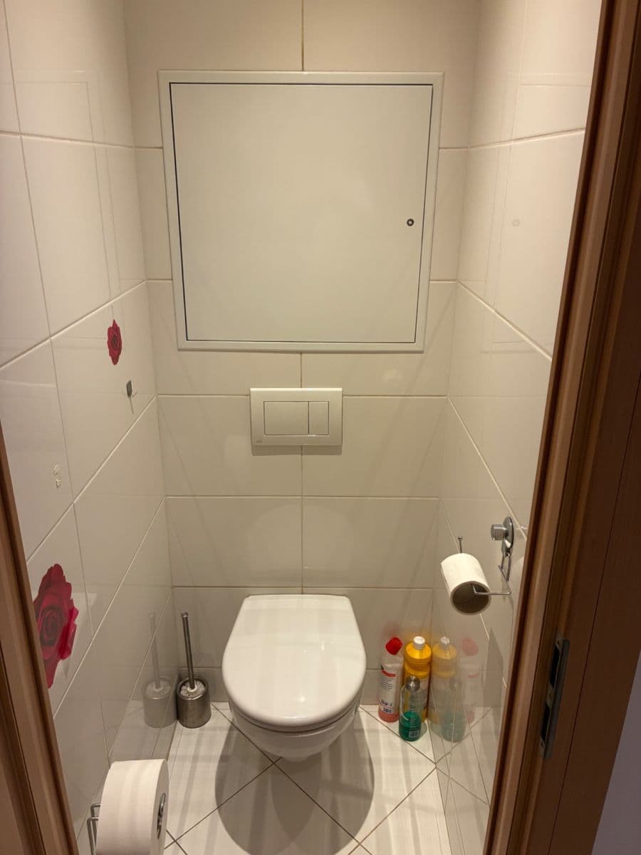 Prenájom bytu 2-izbový 44 m², Květnového vítězství, Praha, Praha Prenájom bytu 2-izbový 44 m², Květnového vítězství, Praha, Praha