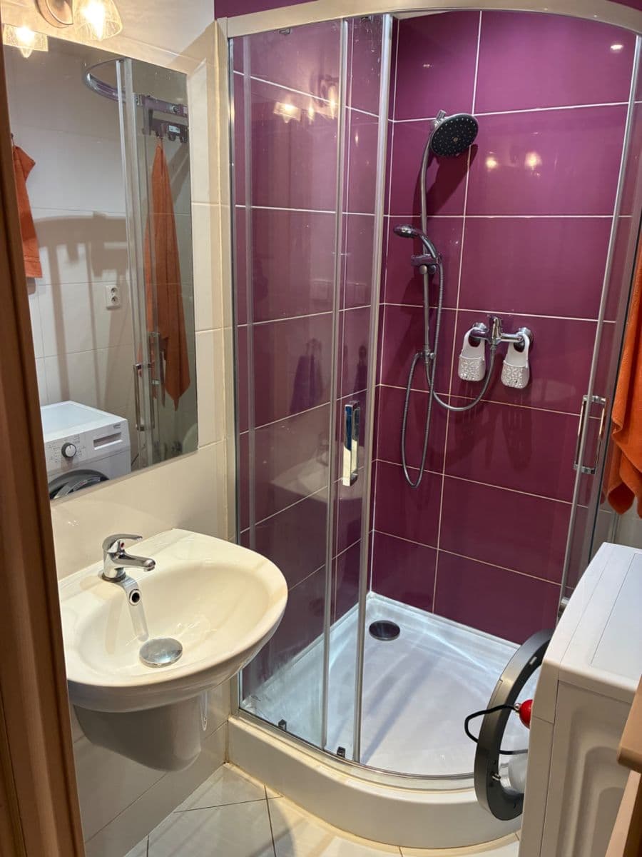 Prenájom bytu 2-izbový 44 m², Květnového vítězství, Praha, Praha Prenájom bytu 2-izbový 44 m², Květnového vítězství, Praha, Praha