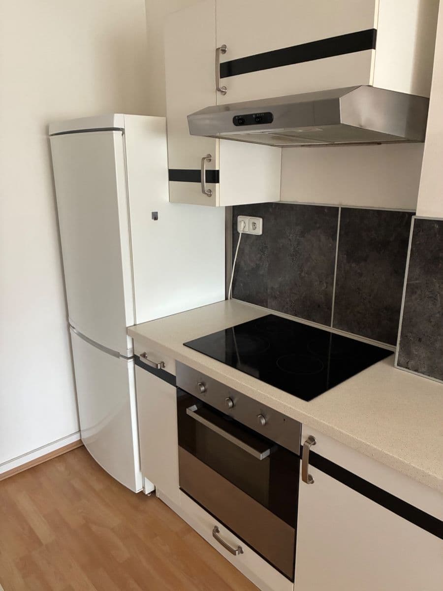 Prenájom bytu 2-izbový 44 m², Květnového vítězství, Praha, Praha Prenájom bytu 2-izbový 44 m², Květnového vítězství, Praha, Praha