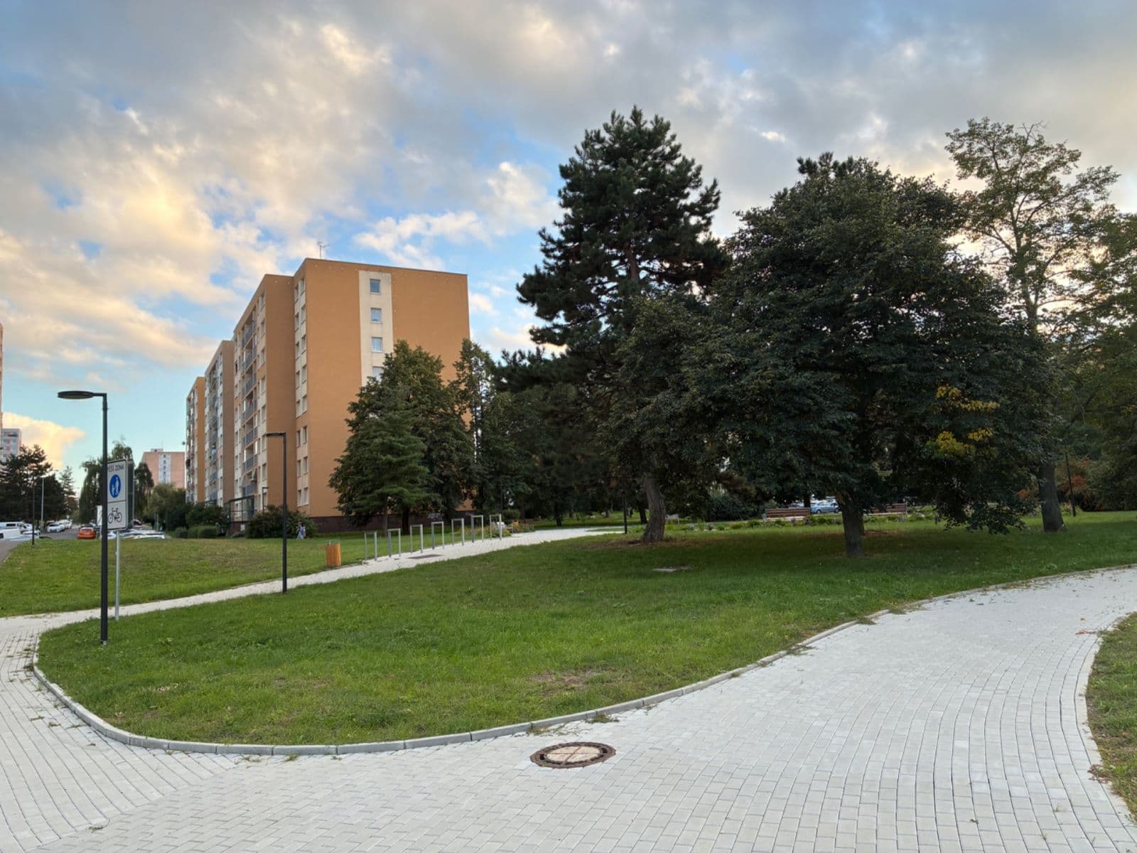 Prenájom bytu 2-izbový 44 m², Květnového vítězství, Praha, Praha Prenájom bytu 2-izbový 44 m², Květnového vítězství, Praha, Praha