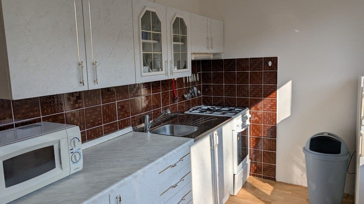 Prenájom bytu 2-izbový 58 m², Chelčického, Zlín, Zlínský kraj Prenájom bytu 2-izbový 58 m², Chelčického, Zlín, Zlínský kraj
