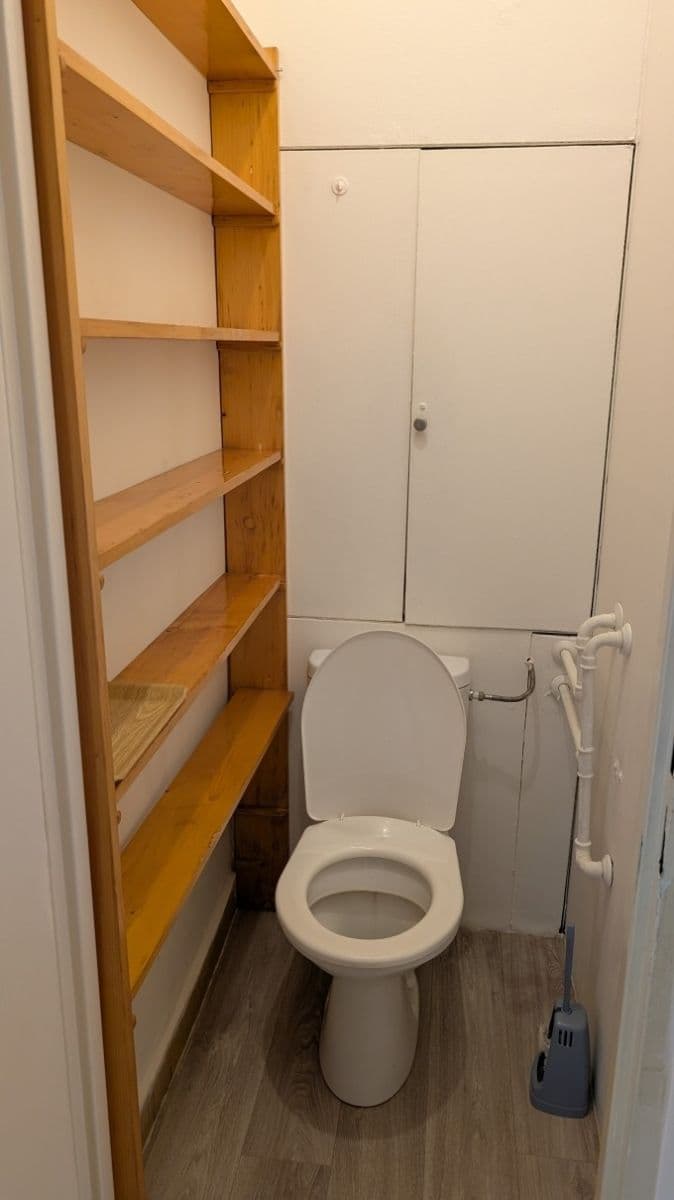 Prenájom bytu 2-izbový 58 m², Chelčického, Zlín, Zlínský kraj Prenájom bytu 2-izbový 58 m², Chelčického, Zlín, Zlínský kraj