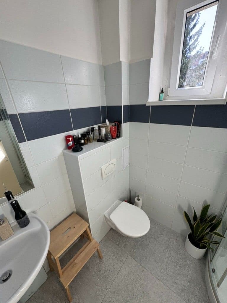 Prenájom bytu 1-izbový 30 m², Michaila Jurjeviče Lermontova, Praha, Praha Prenájom bytu 1-izbový 30 m², Michaila Jurjeviče Lermontova, Praha, Praha