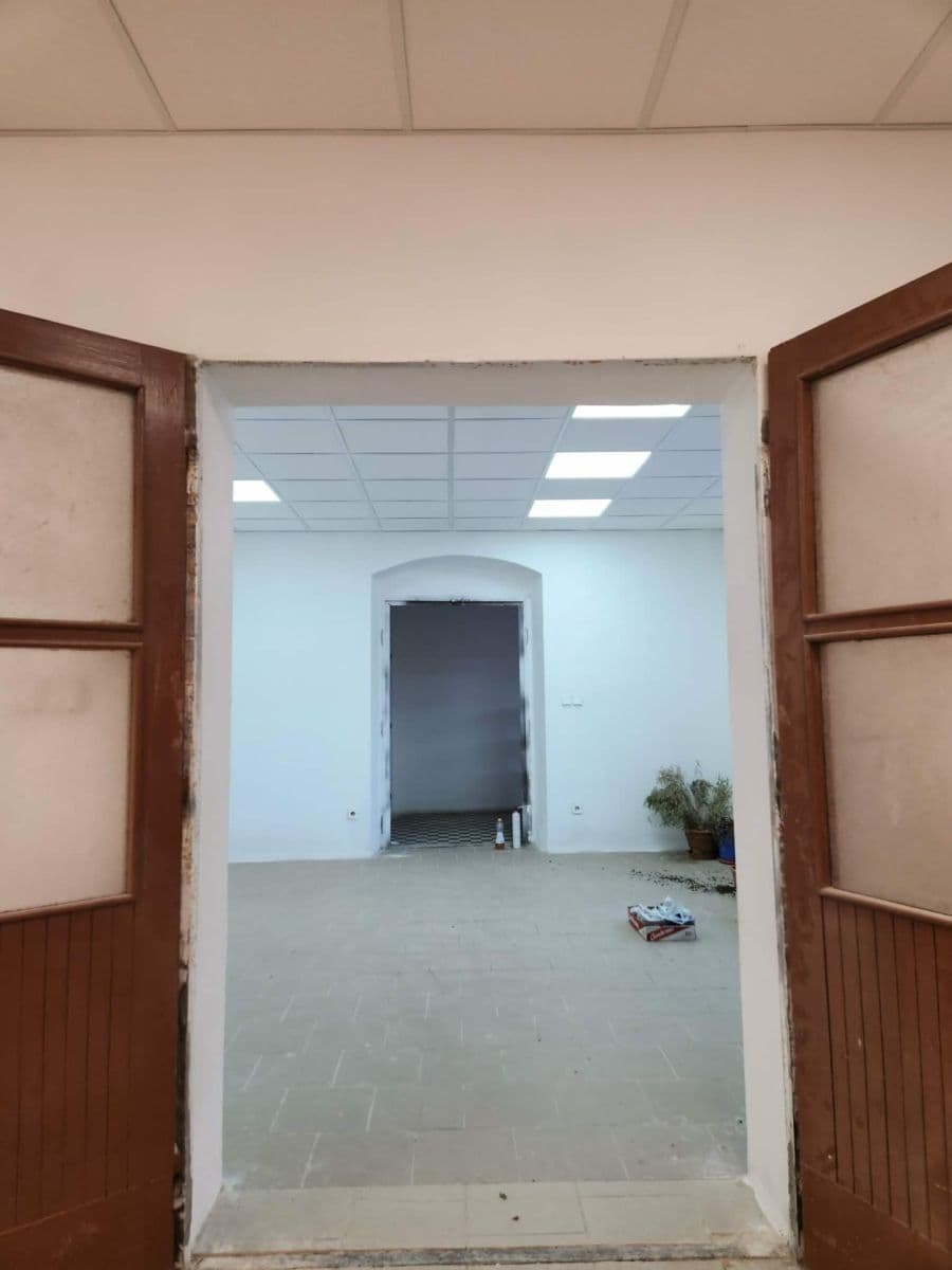 Prenájom nebytového priestoru 241 m², Masarykovo nám., Přeštice, Plzeňský kraj Prenájom nebytového priestoru 241 m², Masarykovo nám., Přeštice, Plzeňský kraj