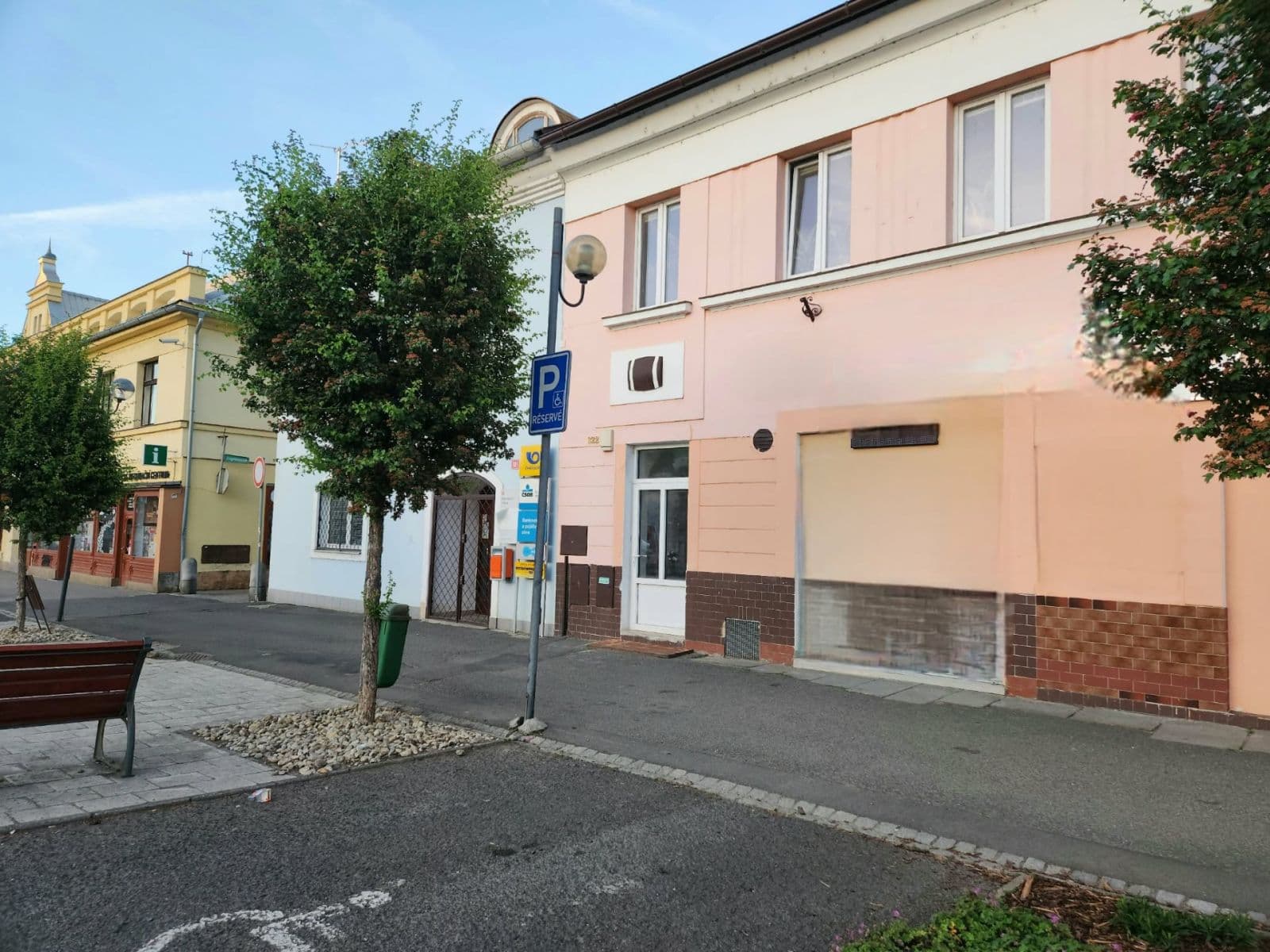 Prenájom nebytového priestoru 241 m², Masarykovo nám., Přeštice, Plzeňský kraj Prenájom nebytového priestoru 241 m², Masarykovo nám., Přeštice, Plzeňský kraj