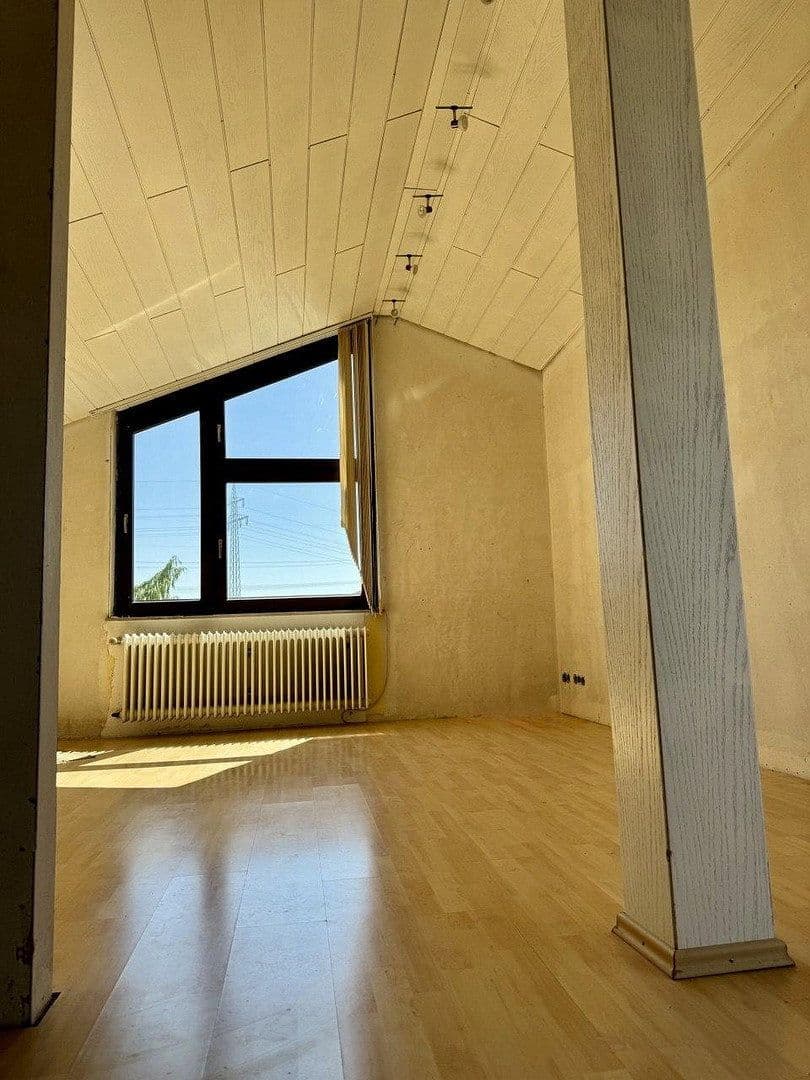 Predaj domu 135 m², pozemok 207 m², Sachsenheim, Bádensko-Wurttembersko Predaj domu 135 m², pozemok 207 m², Sachsenheim, Bádensko-Wurttembersko