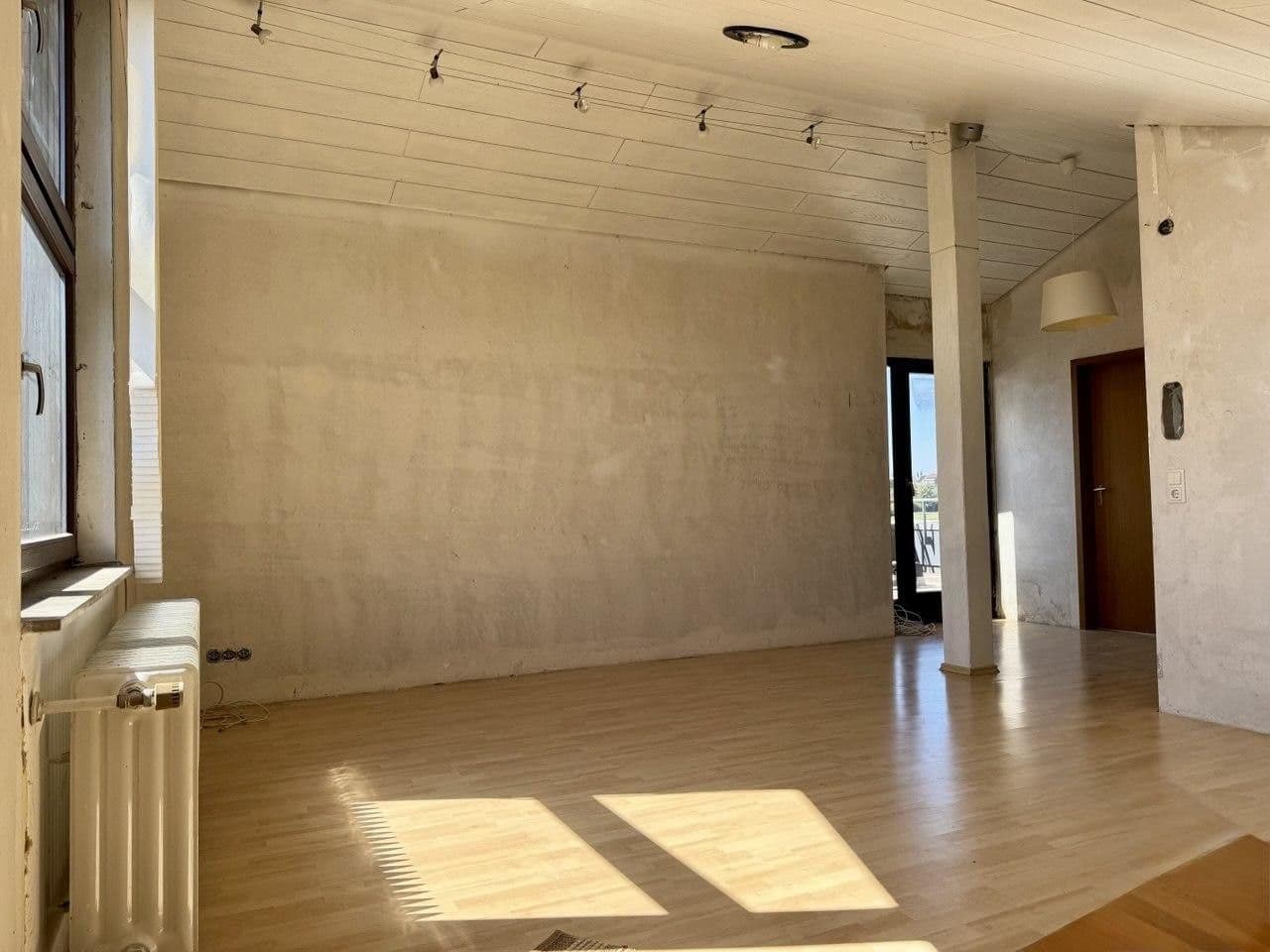 Predaj domu 135 m², pozemok 207 m², Sachsenheim, Bádensko-Wurttembersko Predaj domu 135 m², pozemok 207 m², Sachsenheim, Bádensko-Wurttembersko