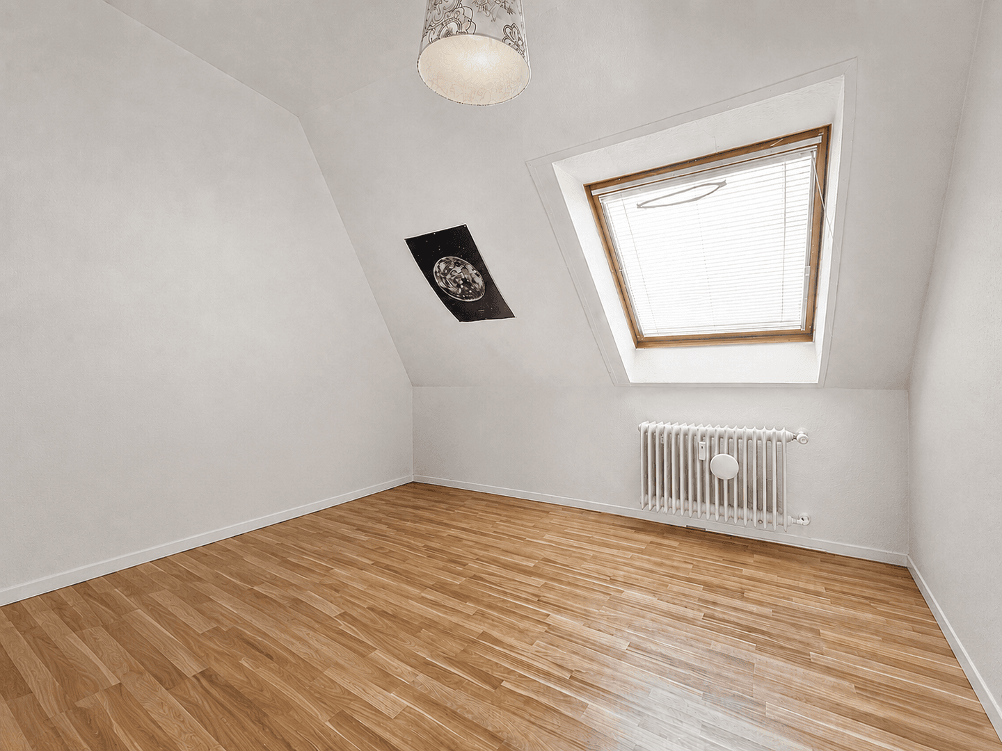 Predaj bytu 2-izbový 44 m², Frankfurt am Main, Hesensko Predaj bytu 2-izbový 44 m², Frankfurt am Main, Hesensko