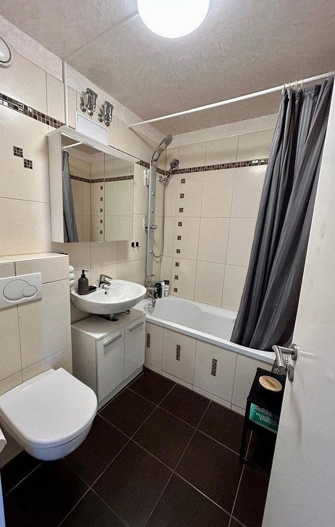 Predaj bytu 2-izbový 65 m², Sigmund-Freud-Straße 103, Frankfurt am Main, Hesensko Predaj bytu 2-izbový 65 m², Sigmund-Freud-Straße 103, Frankfurt am Main, Hesensko