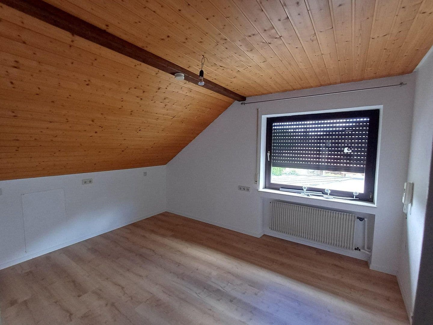 Prenájom bytu 4-izbový 90 m², Biberach an der Riß, Bádensko-Wurttembersko Prenájom bytu 4-izbový 90 m², Biberach an der Riß, Bádensko-Wurttembersko