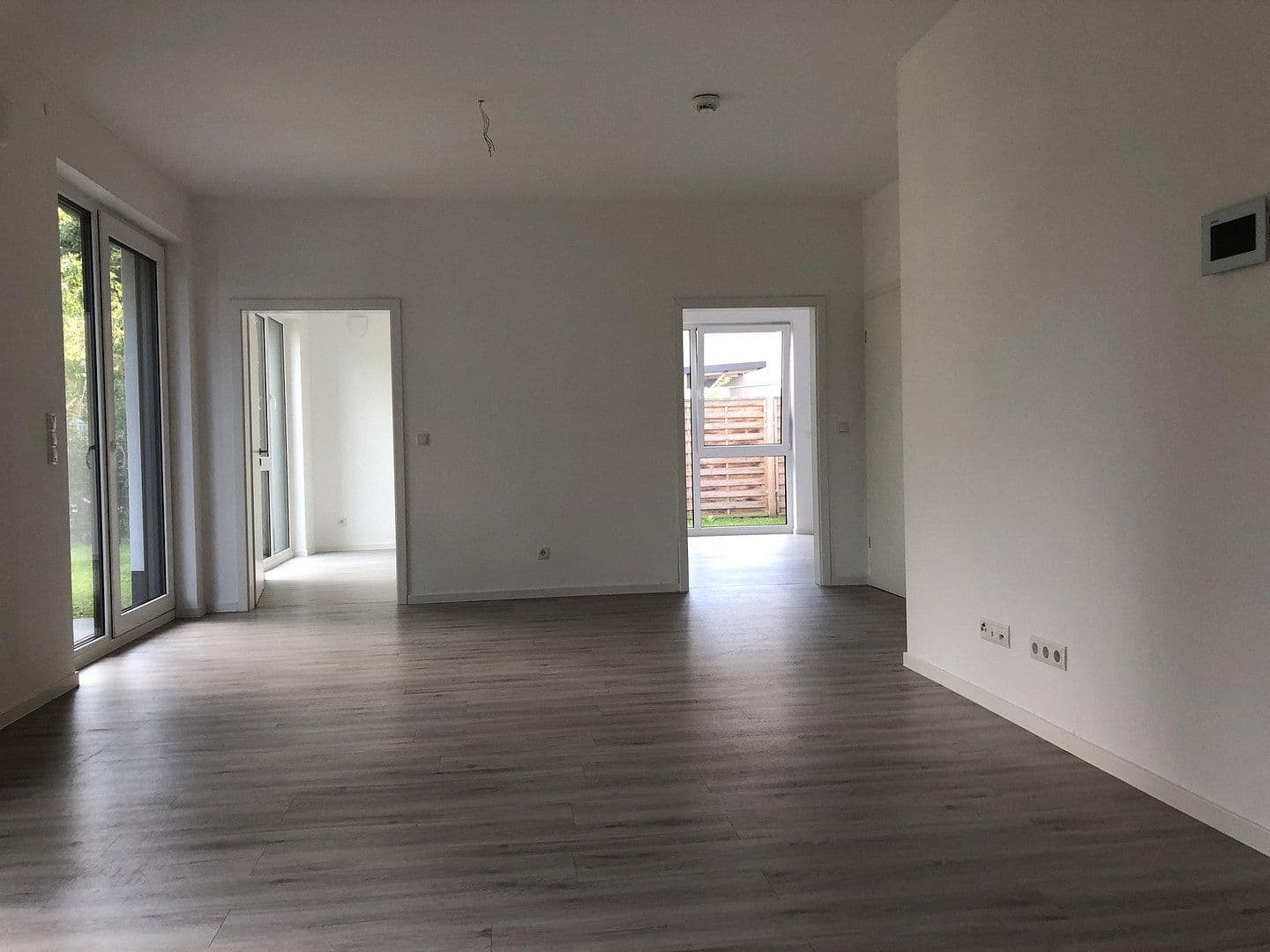 Prenájom bytu 3-izbový 83 m², Remagen, Porýnie-Falcko Prenájom bytu 3-izbový 83 m², Remagen, Porýnie-Falcko