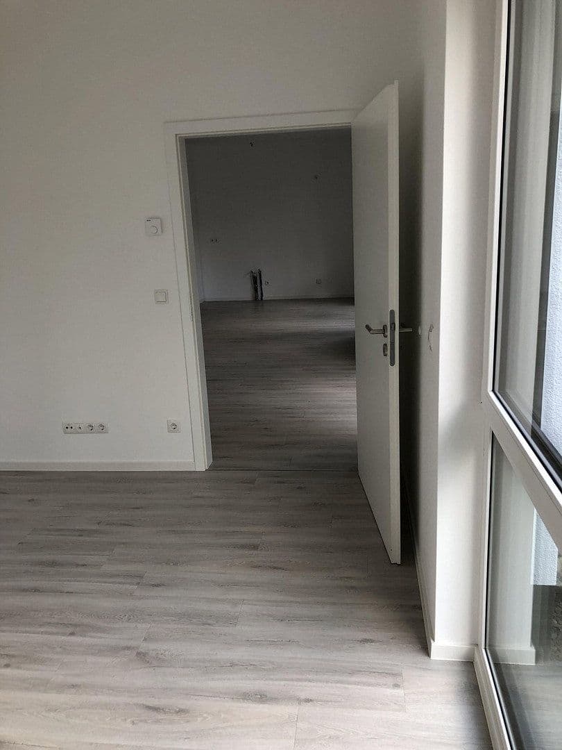 Prenájom bytu 3-izbový 83 m², Remagen, Porýnie-Falcko Prenájom bytu 3-izbový 83 m², Remagen, Porýnie-Falcko