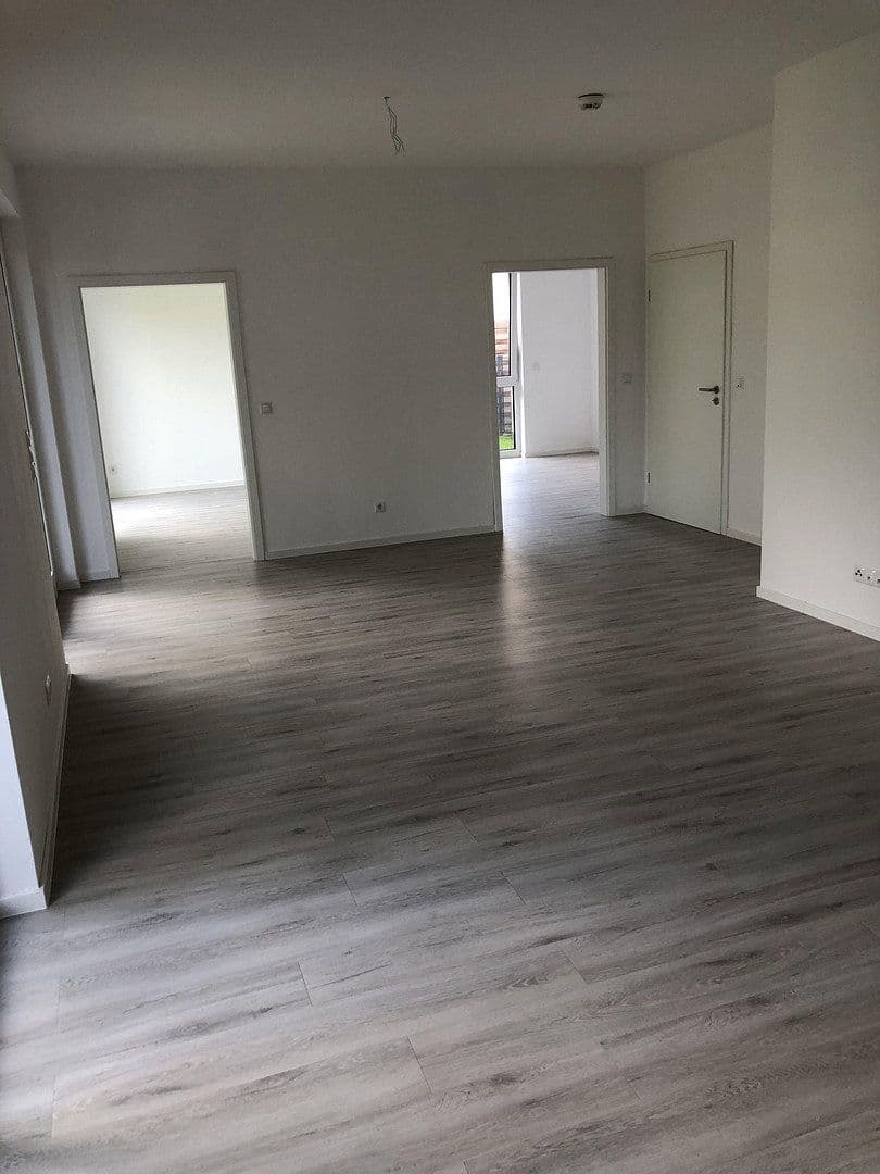 Prenájom bytu 3-izbový 83 m², Remagen, Porýnie-Falcko Prenájom bytu 3-izbový 83 m², Remagen, Porýnie-Falcko