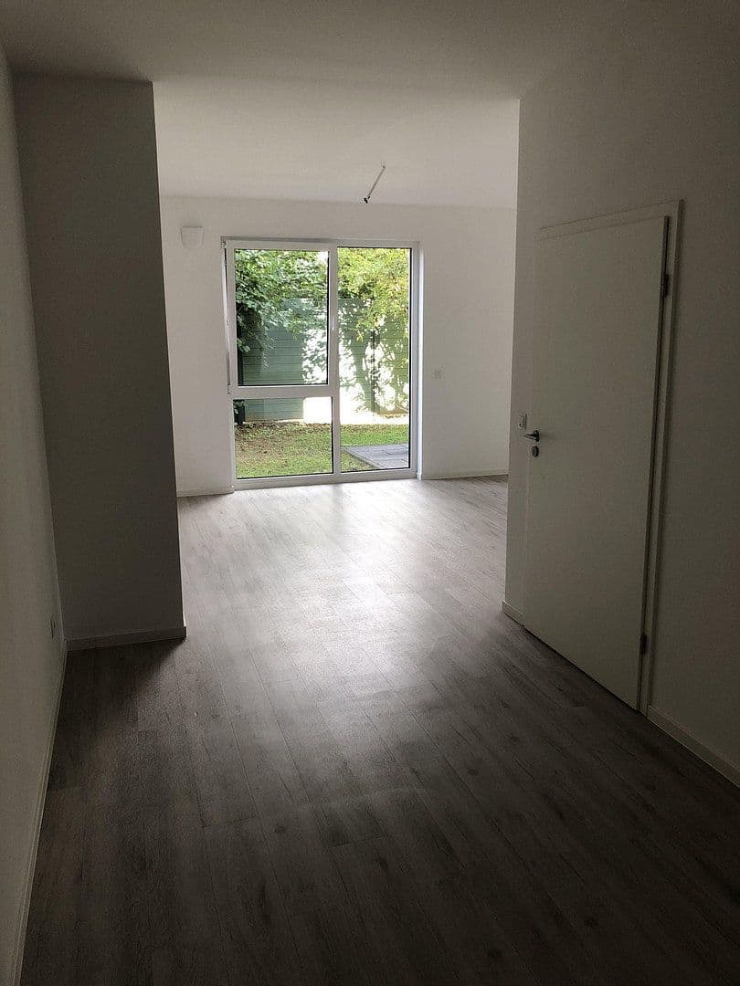 Prenájom bytu 3-izbový 83 m², Remagen, Porýnie-Falcko Prenájom bytu 3-izbový 83 m², Remagen, Porýnie-Falcko