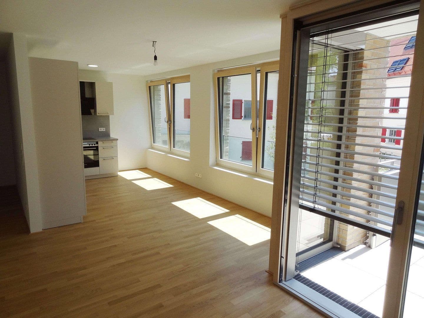 Prenájom bytu 2-izbový 64 m², Ulm, Bádensko-Wurttembersko Prenájom bytu 2-izbový 64 m², Ulm, Bádensko-Wurttembersko