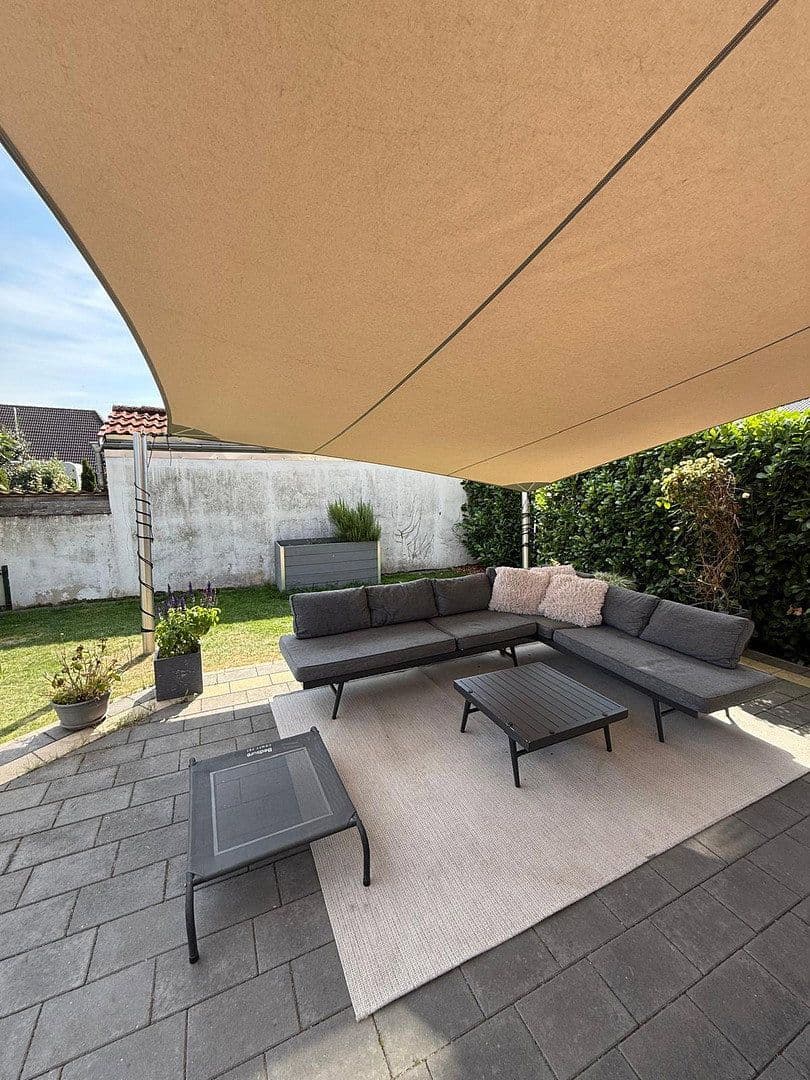 Prenájom domu 173 m², pozemok 700 m², Wunstorf, Dolné Sasko Prenájom domu 173 m², pozemok 700 m², Wunstorf, Dolné Sasko