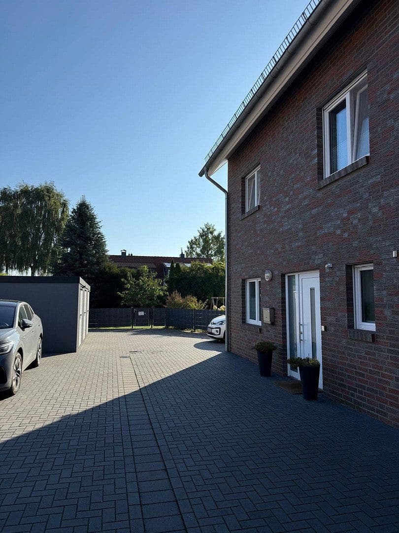 Prenájom domu 173 m², pozemok 700 m², Wunstorf, Dolné Sasko Prenájom domu 173 m², pozemok 700 m², Wunstorf, Dolné Sasko