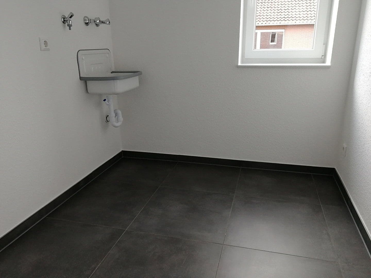 Prenájom domu 173 m², pozemok 700 m², Wunstorf, Dolné Sasko Prenájom domu 173 m², pozemok 700 m², Wunstorf, Dolné Sasko