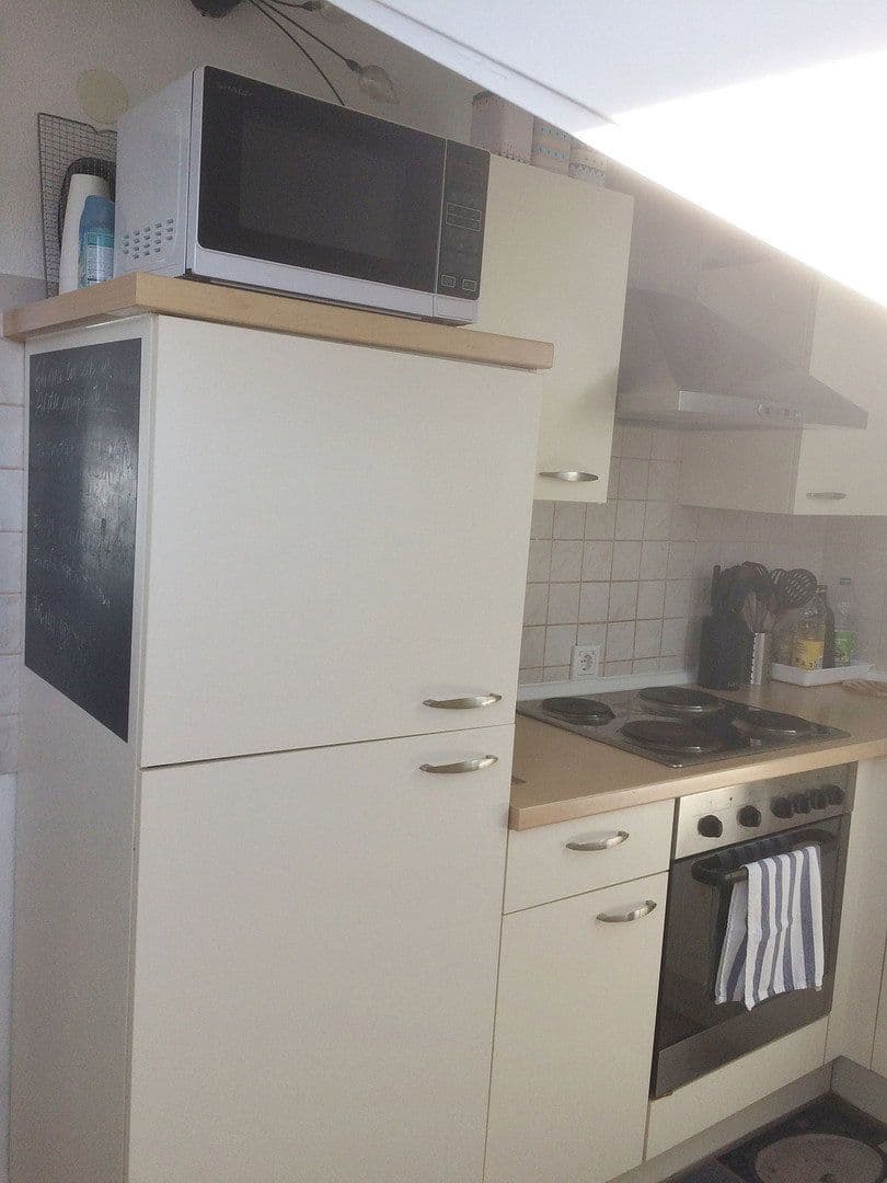 Prenájom bytu 3-izbový 63 m², Stuttgart-Kaltental, Bádensko-Wurttembersko Prenájom bytu 3-izbový 63 m², Stuttgart-Kaltental, Bádensko-Wurttembersko