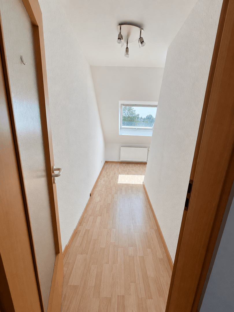 Prenájom bytu 3-izbový 75 m², Schützenstraße 75, Remscheid, Severné Porýnie - Westfálsko Prenájom bytu 3-izbový 75 m², Schützenstraße 75, Remscheid, Severné Porýnie - Westfálsko