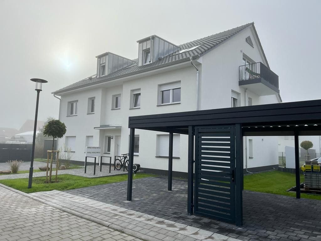 Prenájom bytu 2-izbový 60 m², Mittenwalde, Brandenbursko Prenájom bytu 2-izbový 60 m², Mittenwalde, Brandenbursko