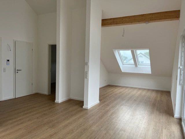 Prenájom bytu 2-izbový 60 m², Mittenwalde, Brandenbursko Prenájom bytu 2-izbový 60 m², Mittenwalde, Brandenbursko
