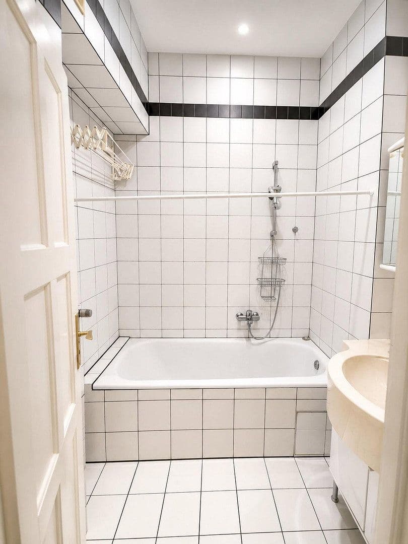 Predaj bytu 3-izbový 86 m², Guldeinstr. 48, München, Bavorsko Predaj bytu 3-izbový 86 m², Guldeinstr. 48, München, Bavorsko