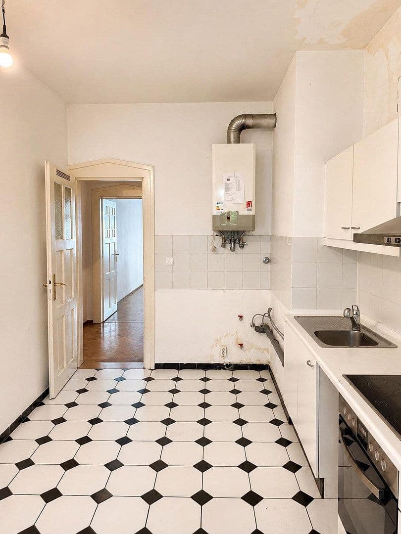Predaj bytu 3-izbový 86 m², Guldeinstr. 48, München, Bavorsko Predaj bytu 3-izbový 86 m², Guldeinstr. 48, München, Bavorsko