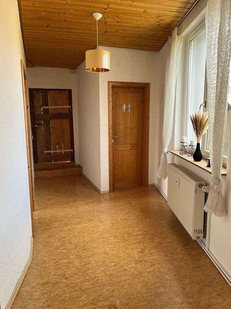 Prenájom bytu 3-izbový 104 m², Böttingen, Bádensko-Wurttembersko Prenájom bytu 3-izbový 104 m², Böttingen, Bádensko-Wurttembersko