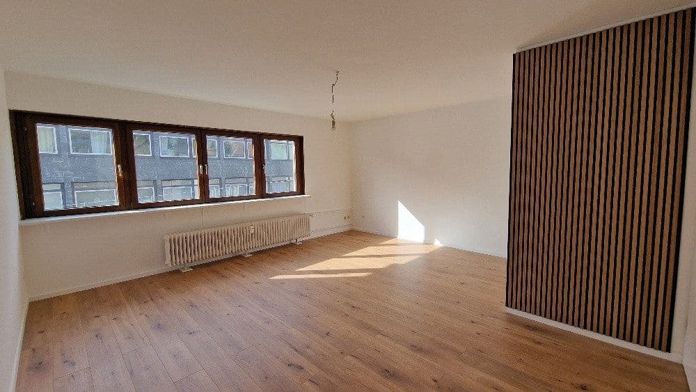 Prenájom bytu 1-izbový 40 m², Hohenstein 45, Wuppertal, Severné Porýnie - Westfálsko Prenájom bytu 1-izbový 40 m², Hohenstein 45, Wuppertal, Severné Porýnie - Westfálsko