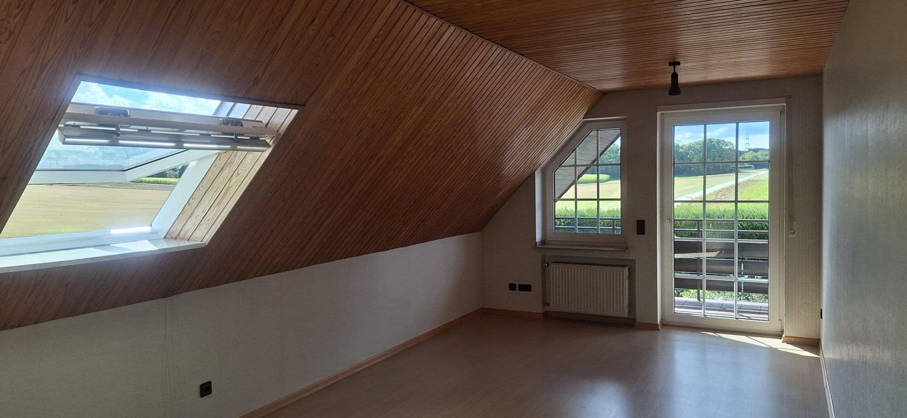 Predaj domu 273 m², pozemok 3.958 m², Grevenbroich, Severné Porýnie - Westfálsko Predaj domu 273 m², pozemok 3.958 m², Grevenbroich, Severné Porýnie - Westfálsko