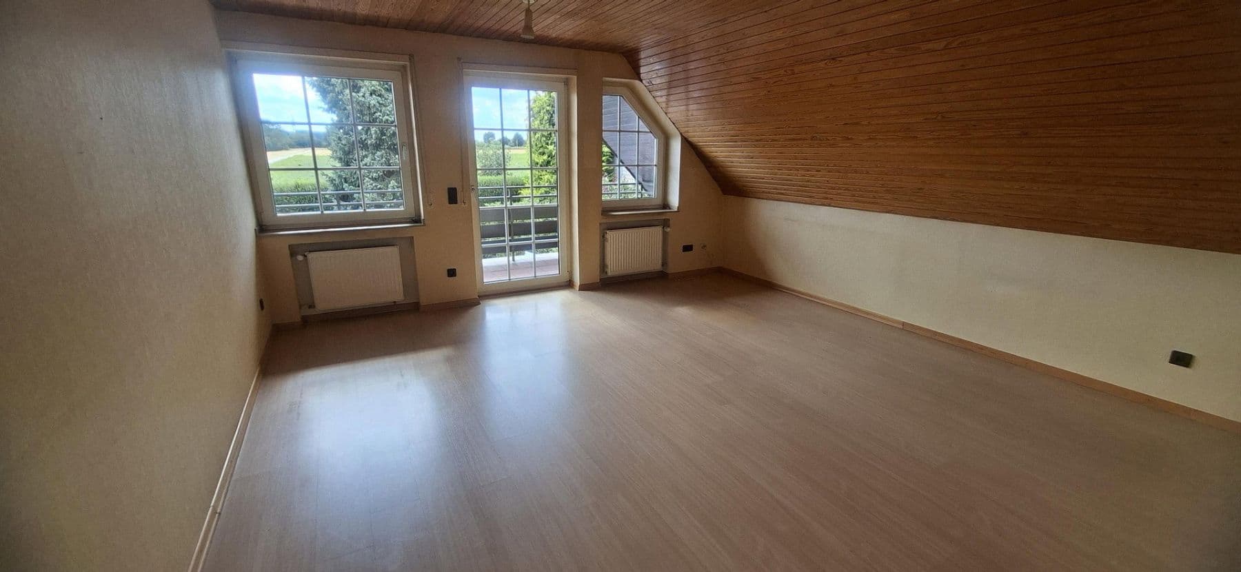Predaj domu 273 m², pozemok 3.958 m², Grevenbroich, Severné Porýnie - Westfálsko Predaj domu 273 m², pozemok 3.958 m², Grevenbroich, Severné Porýnie - Westfálsko