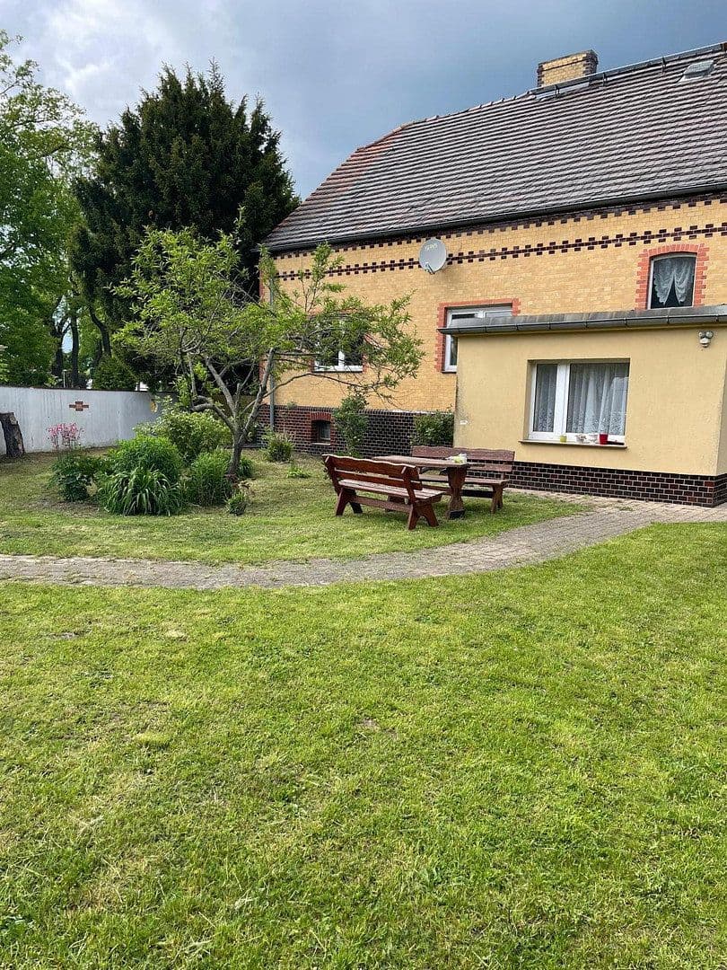 Predaj domu 150 m², pozemok 2.140 m², Leibscher Hauptstr. 33, Unterspreewald, Brandenbursko Predaj domu 150 m², pozemok 2.140 m², Leibscher Hauptstr. 33, Unterspreewald, Brandenbursko