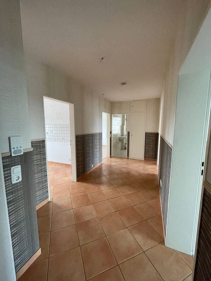 Prenájom bytu 3-izbový 80 m², Rodgau, Hesensko Prenájom bytu 3-izbový 80 m², Rodgau, Hesensko