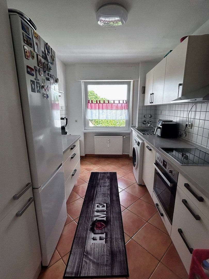Prenájom bytu 3-izbový 80 m², Rodgau, Hesensko Prenájom bytu 3-izbový 80 m², Rodgau, Hesensko