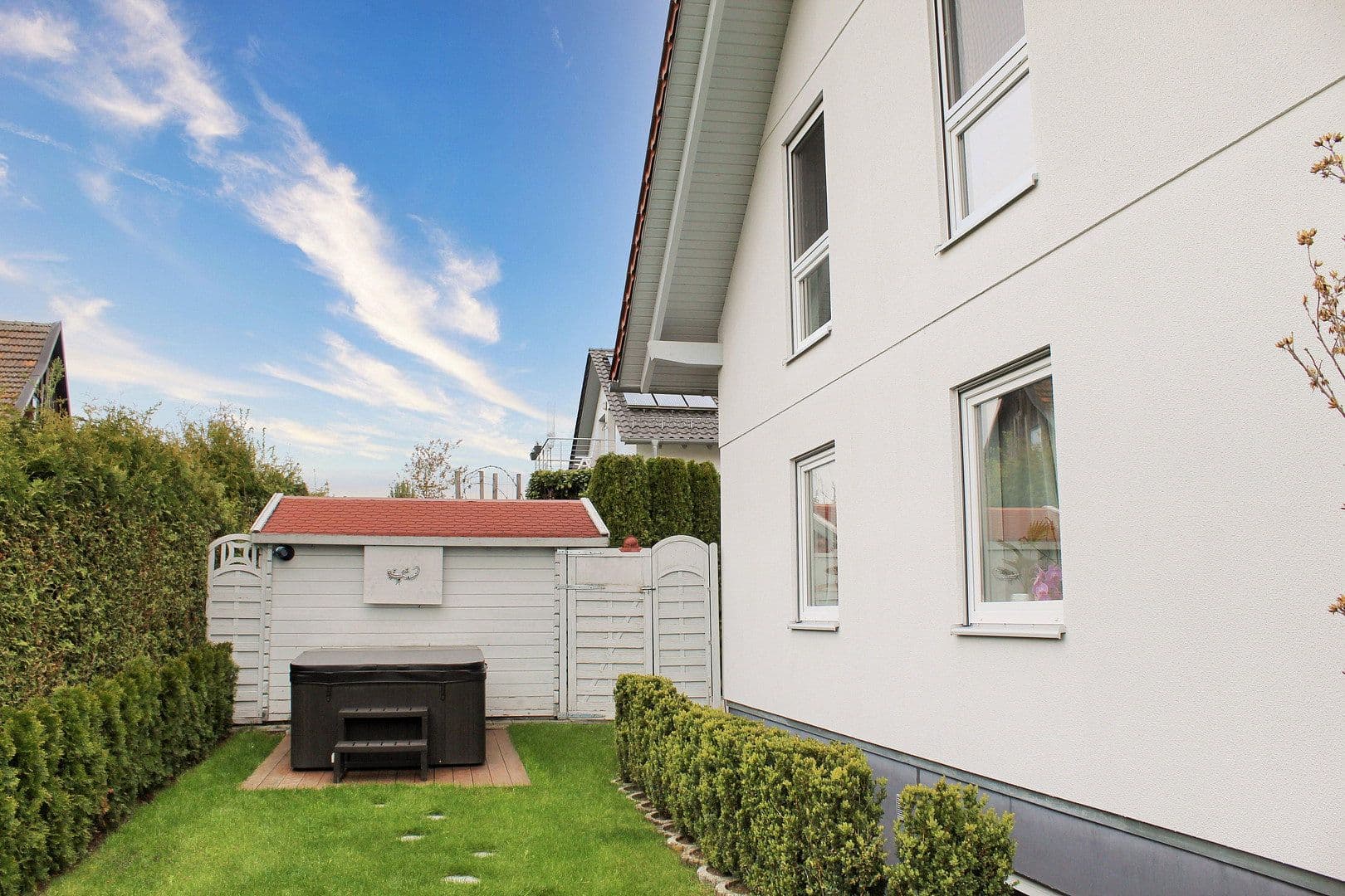 Predaj domu 120 m², pozemok 525 m², Schwäbisch Gmünd, Bádensko-Wurttembersko Predaj domu 120 m², pozemok 525 m², Schwäbisch Gmünd, Bádensko-Wurttembersko