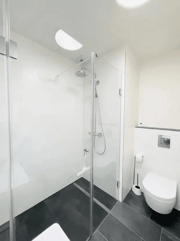 Prenájom bytu 2-izbový 55 m², Berlin, Berlín Prenájom bytu 2-izbový 55 m², Berlin, Berlín