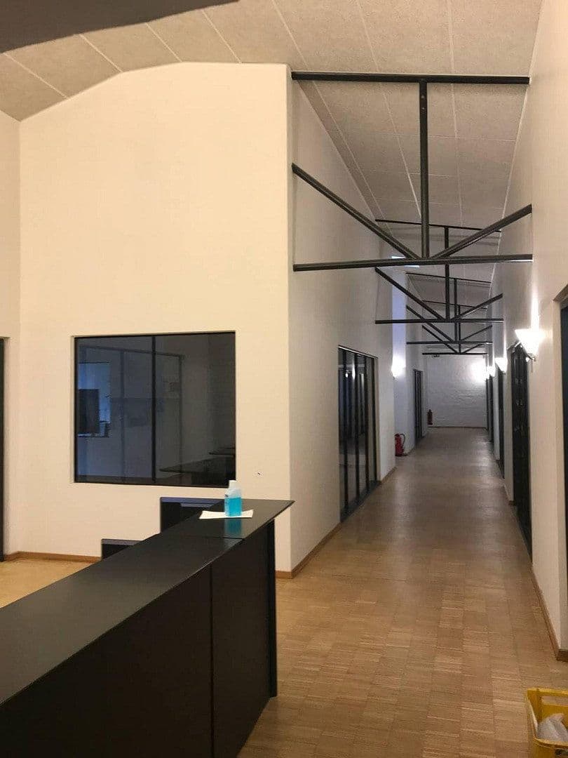 Prenájom kancelárie 400 m², Holstenkamp 46a, Hamburg, Hamburg Prenájom kancelárie 400 m², Holstenkamp 46a, Hamburg, Hamburg