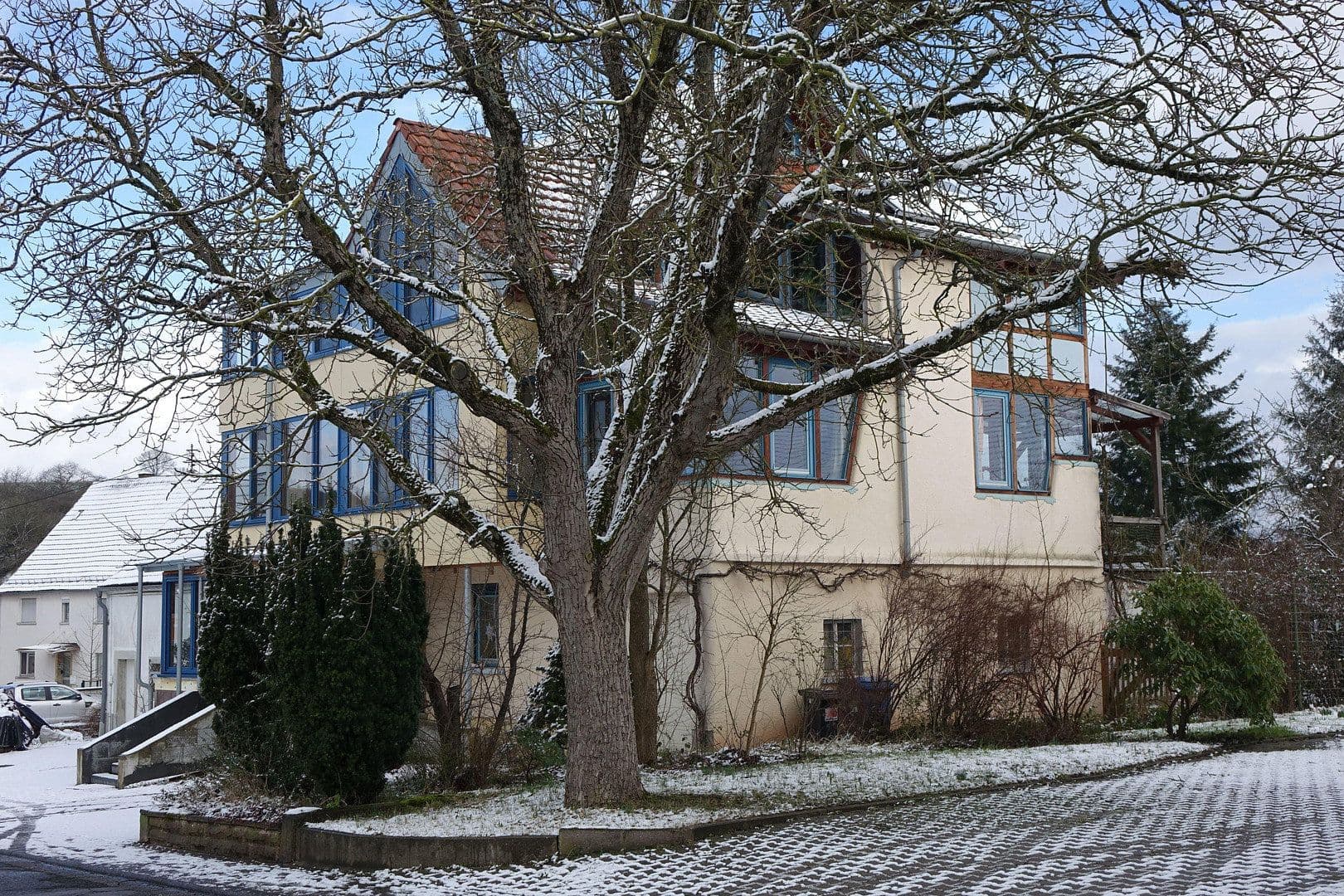Predaj domu 264 m², pozemok 1.765 m², Niedermohr, Porýnie-Falcko Predaj domu 264 m², pozemok 1.765 m², Niedermohr, Porýnie-Falcko