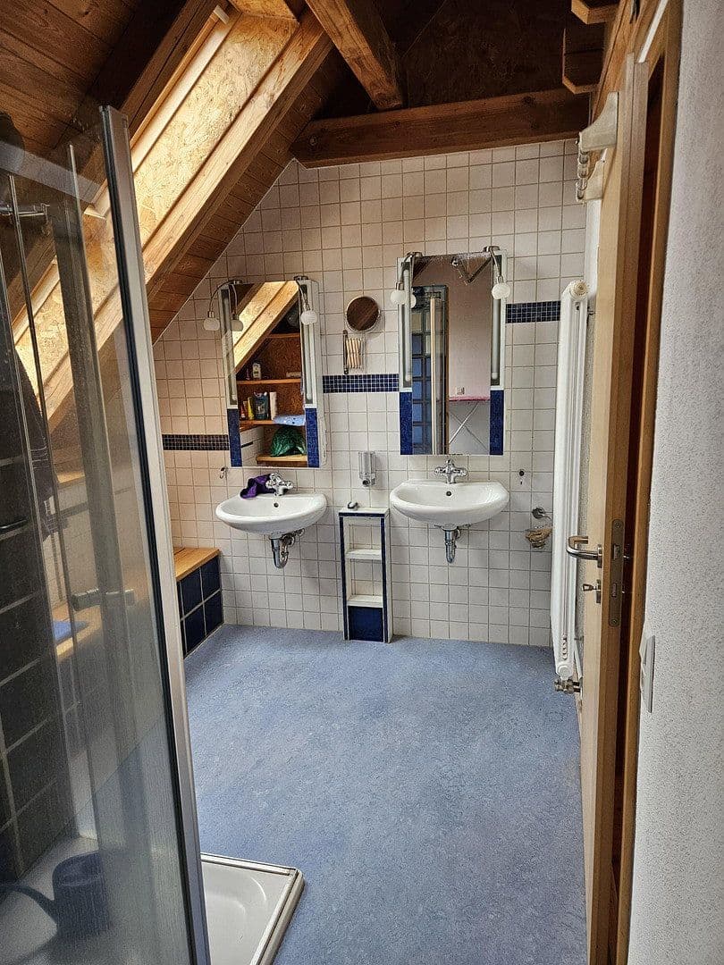 Predaj domu 264 m², pozemok 1.765 m², Niedermohr, Porýnie-Falcko Predaj domu 264 m², pozemok 1.765 m², Niedermohr, Porýnie-Falcko