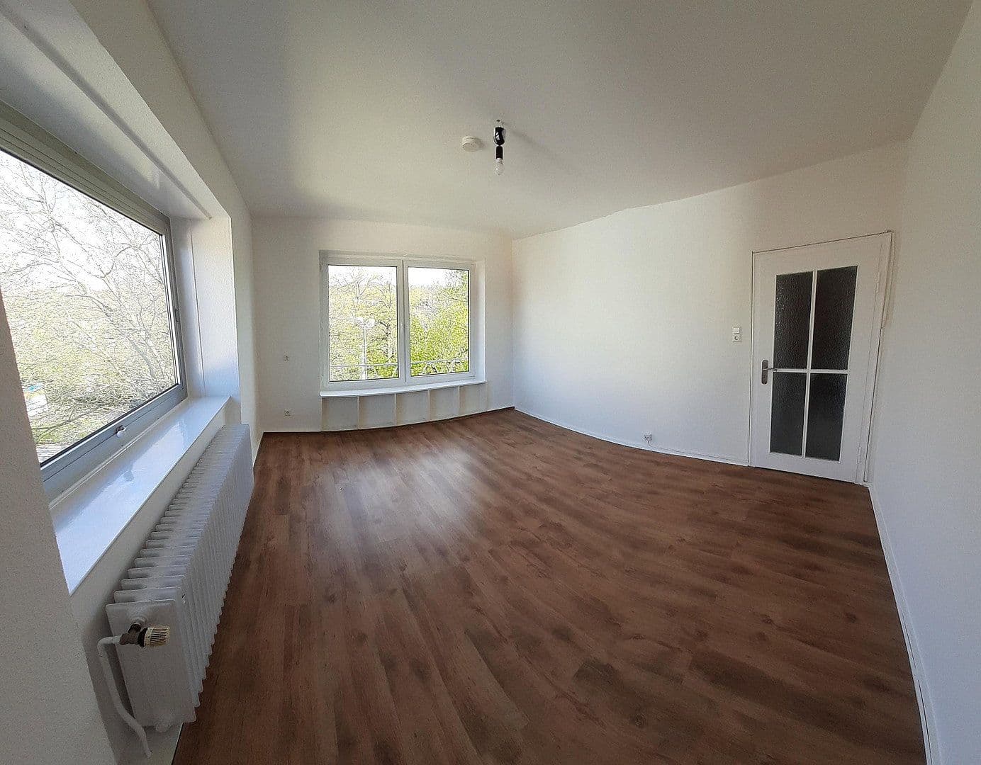 Prenájom bytu 3-izbový 79 m², Altenwoogstr.35, Kaiserslautern, Porýnie-Falcko Prenájom bytu 3-izbový 79 m², Altenwoogstr.35, Kaiserslautern, Porýnie-Falcko