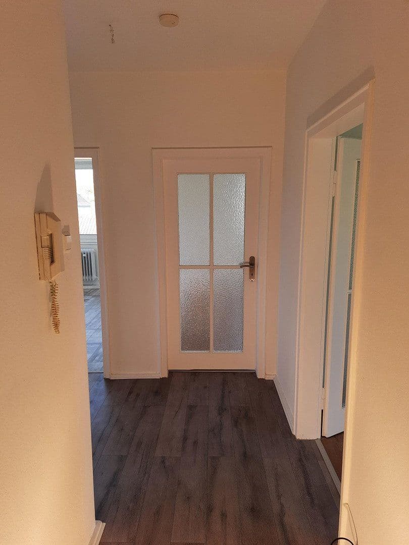 Prenájom bytu 3-izbový 79 m², Altenwoogstr.35, Kaiserslautern, Porýnie-Falcko Prenájom bytu 3-izbový 79 m², Altenwoogstr.35, Kaiserslautern, Porýnie-Falcko