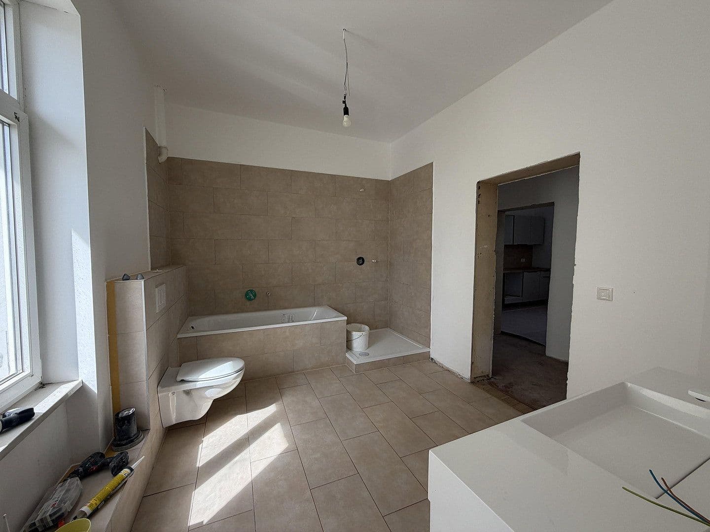Prenájom bytu 3-izbový 98 m², Eckenheimer Landstraße 103, Frankfurt am Main, Hesensko Prenájom bytu 3-izbový 98 m², Eckenheimer Landstraße 103, Frankfurt am Main, Hesensko