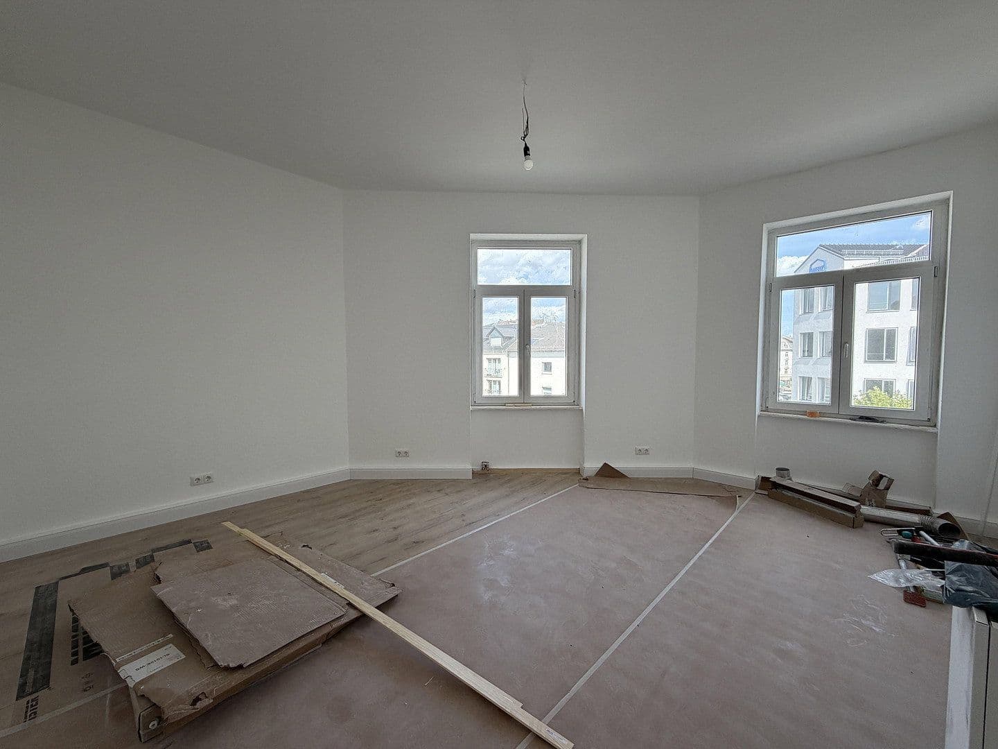 Prenájom bytu 3-izbový 98 m², Eckenheimer Landstraße 103, Frankfurt am Main, Hesensko Prenájom bytu 3-izbový 98 m², Eckenheimer Landstraße 103, Frankfurt am Main, Hesensko