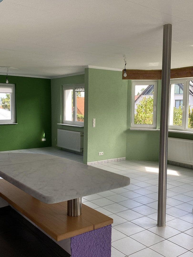 Predaj domu 140 m², pozemok 590 m², Cleebronn, Bádensko-Wurttembersko Predaj domu 140 m², pozemok 590 m², Cleebronn, Bádensko-Wurttembersko