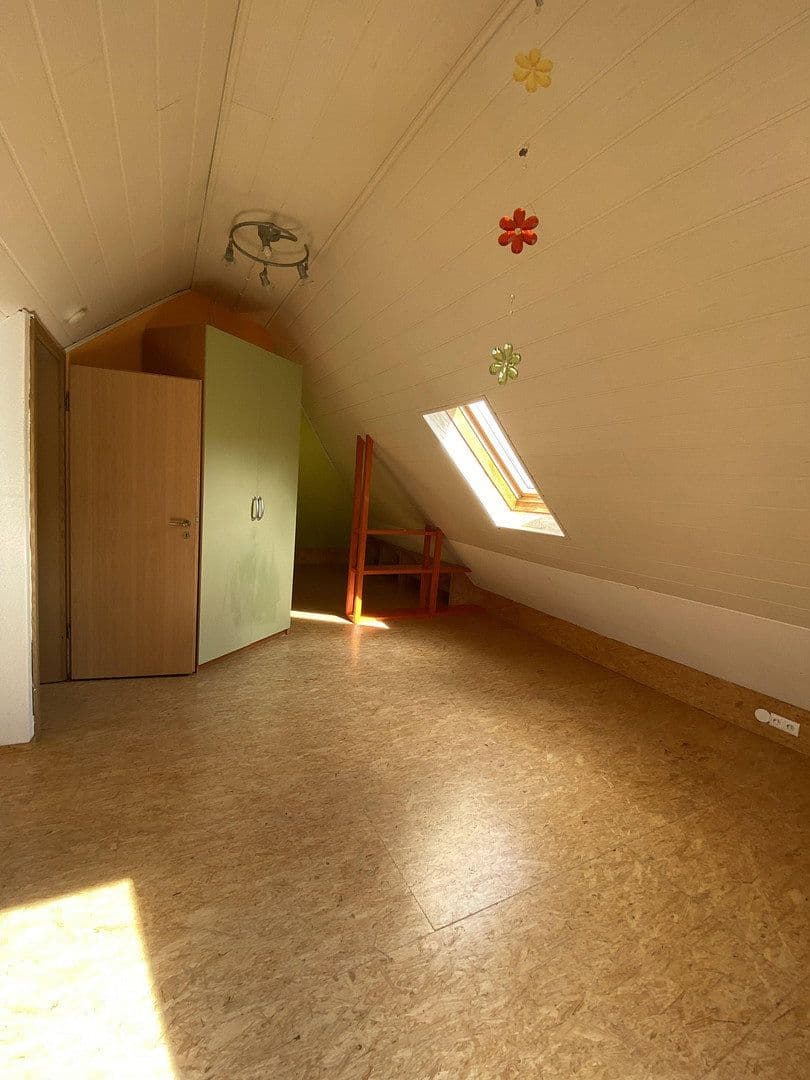 Predaj domu 140 m², pozemok 590 m², Cleebronn, Bádensko-Wurttembersko Predaj domu 140 m², pozemok 590 m², Cleebronn, Bádensko-Wurttembersko