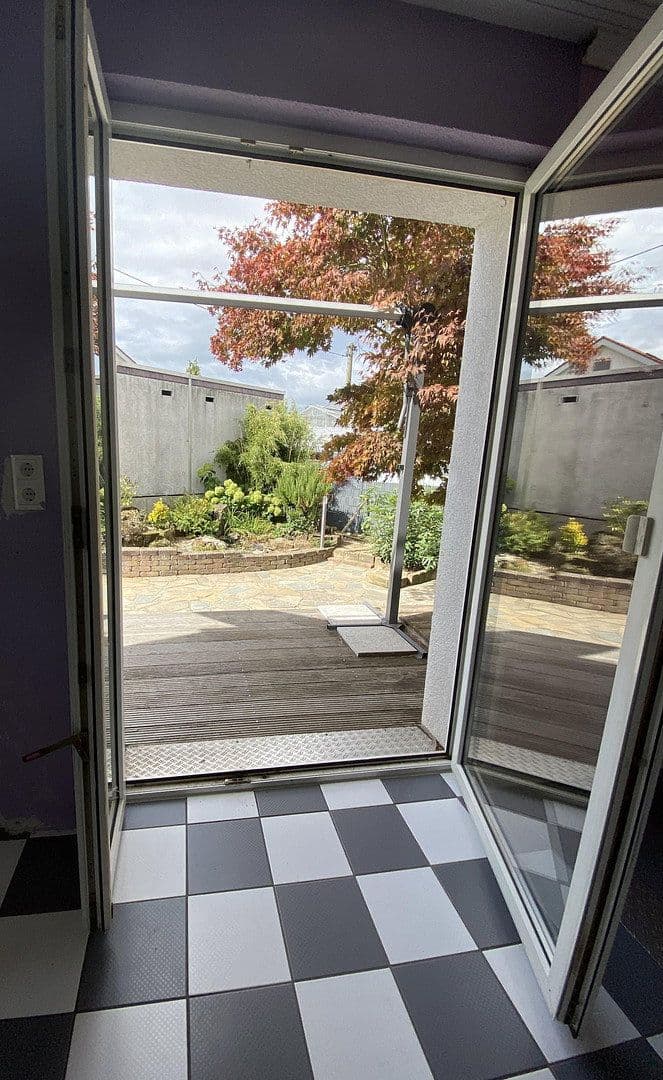 Predaj domu 140 m², pozemok 590 m², Cleebronn, Bádensko-Wurttembersko Predaj domu 140 m², pozemok 590 m², Cleebronn, Bádensko-Wurttembersko